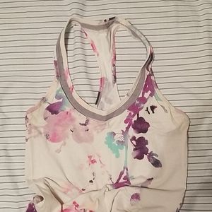 Maternity workout top